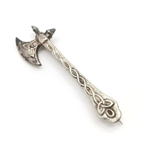 750 - 6 x silver brooches inc Robert Allison (Glasgow) axe (4.5cm), 2 x marcasite Naval crowns, pennanular... 