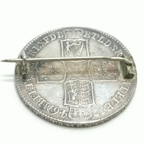 799 - 1746 George II halfcrown coin brooch - 33mm diameter & 15.5g