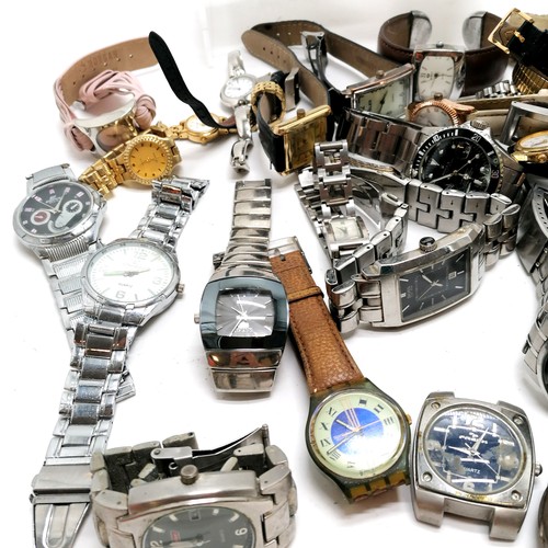 806 - Qty of mostly quartz ladies & gents wristwatches inc Seiko, Swatch etc t/w silver pocket watch - all... 