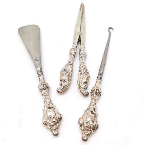 847 - 7 x silver handled implements inc curling tongs, shoe horns, button hooks, glove stretchers - longes... 