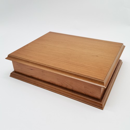 206 - 2 coin tray wooden display box with 10 x GB crowns inc 1935 & 1937 ~ box 29.5cm x 24cm x 8cm high - ... 