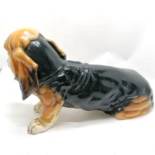 238 - Large scale model of a basset hound - 70cm long x 40cm high ~ crack along back