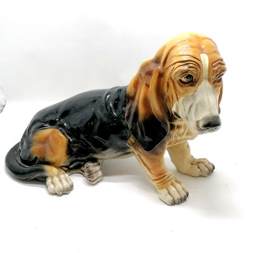 238 - Large scale model of a basset hound - 70cm long x 40cm high ~ crack along back