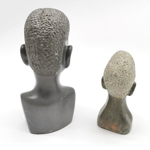 246 - 2 x African hand carved stone busts - tallest 24cm and has some surface abrasions