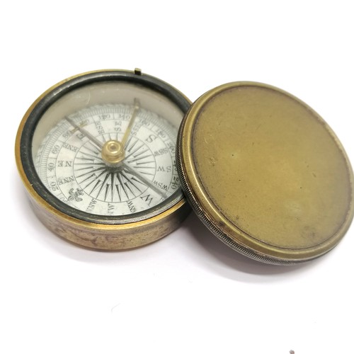 401 - Zeiss Ikon Diaphot (extinction meter) in original case t/w 2 x Negretti & Zambra barometers, compass... 