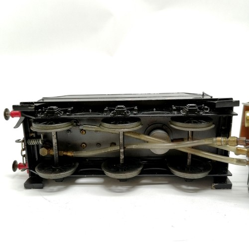 467 - Live steam model of a 0-6-0 LMS locomotive #4302 and tender - 53cm long ~ the original London Midlan... 