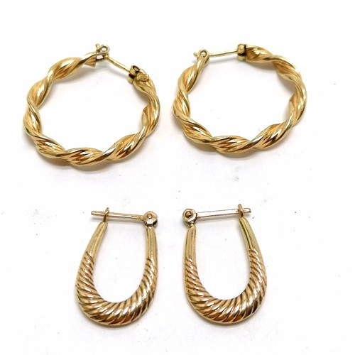 459 - 2 x pairs of 9ct marked gold hoop earrings - largest 2.2cm & 3.2g total weight - SOLD ON BEHALF OF T... 