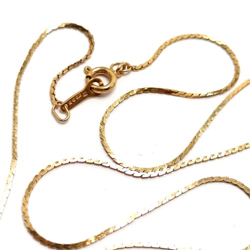 487 - 9ct hallmarked gold fine 36cm neckchain - 1.7g - SOLD ON BEHALF OF THE NEW BREAST CANCER UNIT APPEAL... 