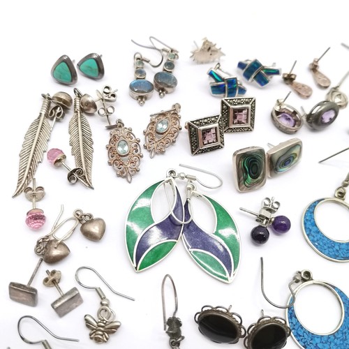 606 - 55 x pairs of silver earrings (some unmarked) inc connemara marble set shamrocks, hedgehog, bee, sto... 