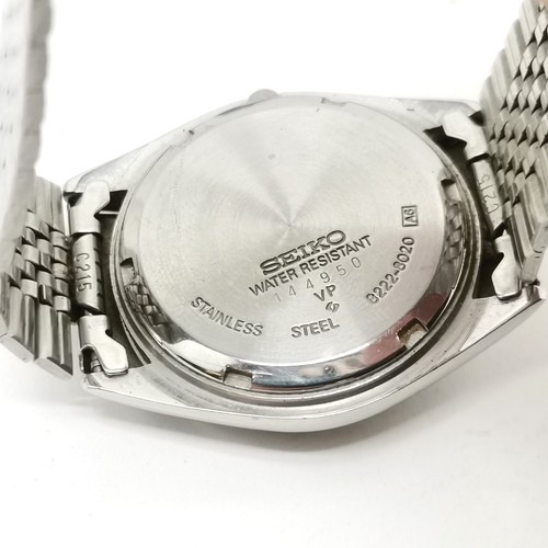 636 - 4 x vintage Seiko stainless steel Gents wristwatches - 3 quartz & 1 seiko five automatic (running) -... 