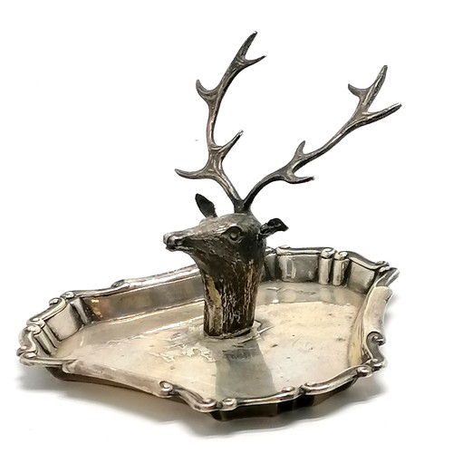 676 - Walker & Hall Chester silver novelty pin dish / ring stand in the form of a stags head - 8cm x 9cm &... 