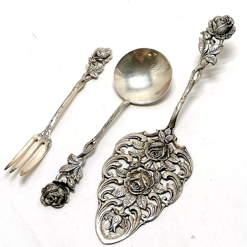 703 - Boxed 835 silver cake slice (20cm), serving spoon, 2 x 6 cake forks - all terminate with rose finial... 