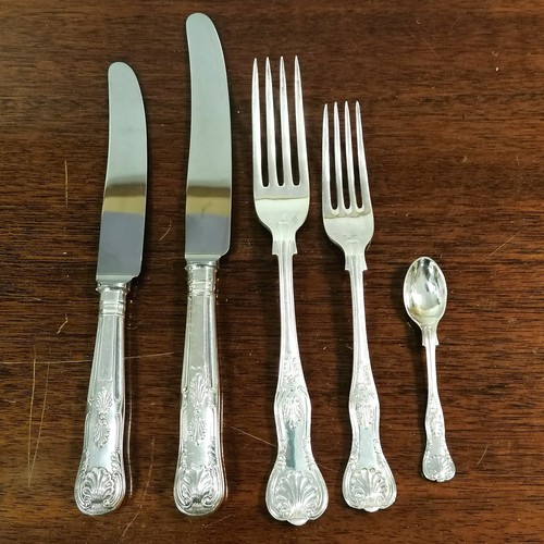 709 - Cooper Bros A1 silver plated 12 place setting canteen of kings pattern cutlery in a mahogany 2 drawe... 