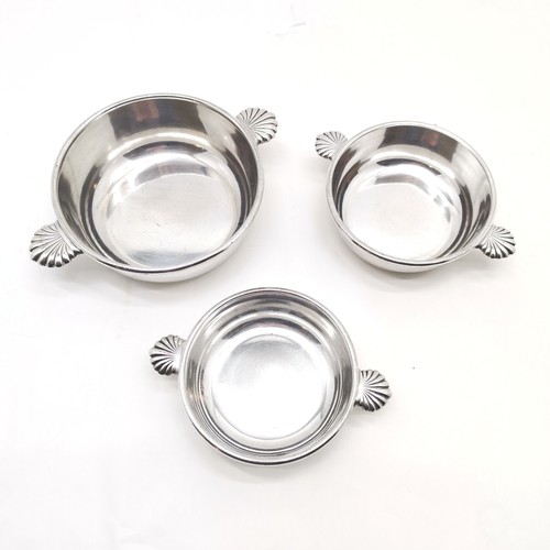 713 - 3 heavy gauge silver plated round dishes with shell detailed handles - largest 16cm diameter