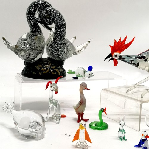 57 - Murano type pair of birds (14.5cm high) t/w glass animals - mouse has detached ear