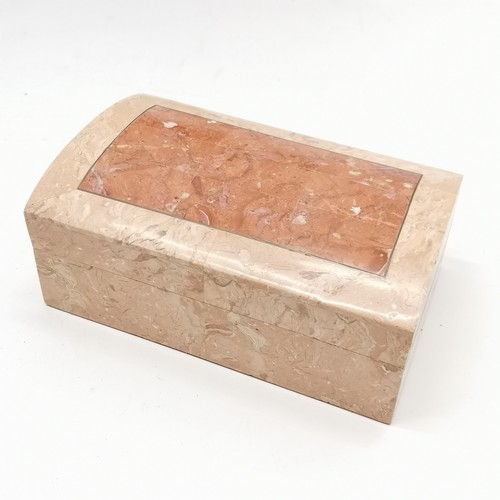 68 - 5 x vintage boxes inc Kanazawa leaf, kingfisher (18.5cm x 14.5cm x 5cm deep with slight loss), stone... 