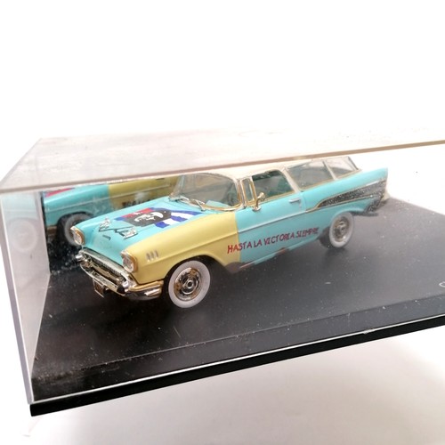 100 - Paul's Model Art Kennedy car t/w Vitesse Che Guevara chevrolet bel-air nomad (box a/f)