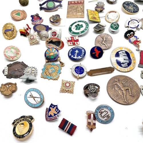 261 - Qty of badges inc military (RAC), Devon & Cornwall athletics enamel, BAHOH, 1976 olympics etc