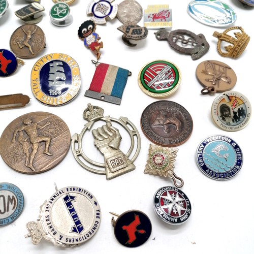 261 - Qty of badges inc military (RAC), Devon & Cornwall athletics enamel, BAHOH, 1976 olympics etc