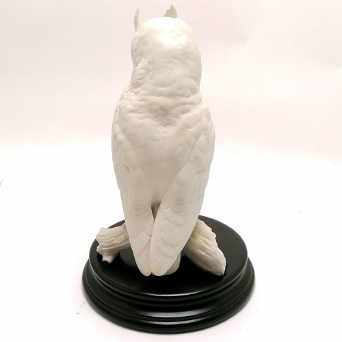 292 - Kaiser porcelain figure of an owl on a stand with certificate from a ltd ed of 2000 - 27.5cm total h... 