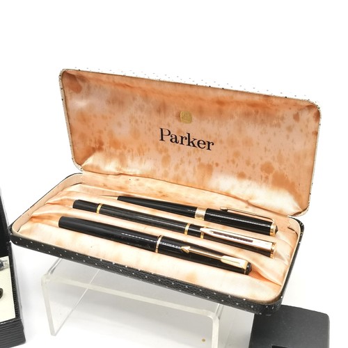 309 - Qty of pens inc boxed Parker, Balmain etc