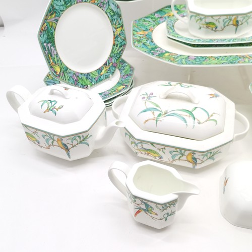 9 - Heinrich : Villeroy & Boch Amazona qty of tea and dinner ware inc 10 x octagonal dinner plates, larg... 