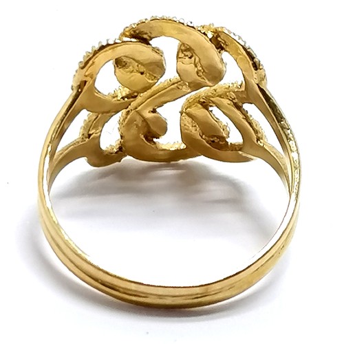 419 - 18ct hallmarked gold rope twist open knot design ring by DJE - size P & 4.1g - SOLD ON BEHALF OF THE... 