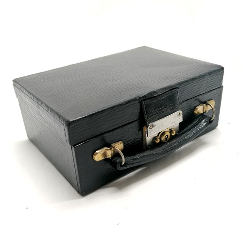 501 - 2 x vintage leather jewellery boxes - largest 24cm x 18cm x 9cm (has key) ~ the smallest has slight ... 