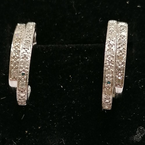 504 - Pair of 9ct white gold diamond set earrings - 1.5cm drop & 1.9g total weight - diamond weight stated... 