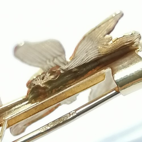 507 - 9ct hallmarked gold fairy brooch - 3cm & 1.3g ~ SOLD IN AID OF LOCAL CHARITY 'THE HONESTY JAR'