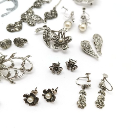 600 - Qty of marcasite jewellery inc some silver - SOLD ON BEHALF OF THE NEW BREAST CANCER UNIT APPEAL YEO... 