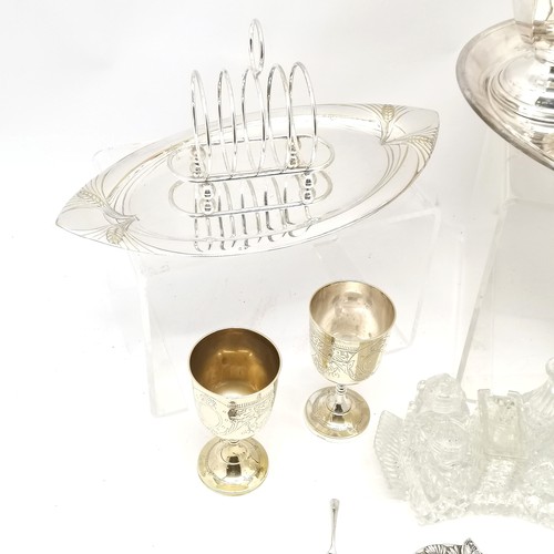 728 - Qty of silver plated ware inc 4 piece tea set on oval tray, toastrack, silver handled kings pattern ... 