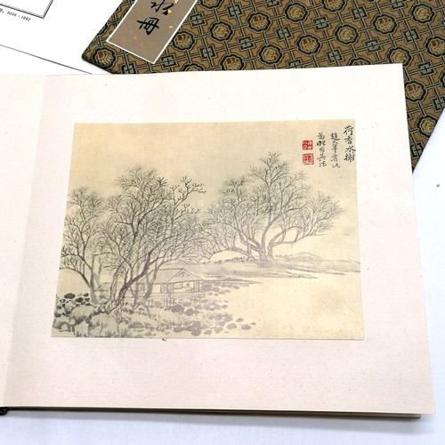 40 - Cultural Relics publishing Co (Beijing) boxed book of Landscape Paintings by Yun Shouping of the Qin... 