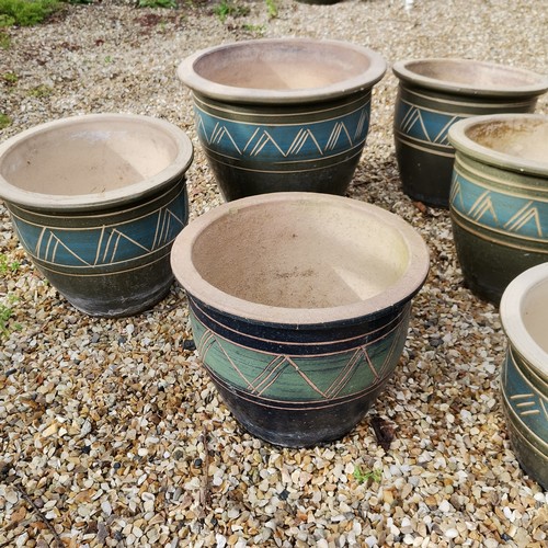 77 - 6 glazed planters with matching design detail - largest 31cm high