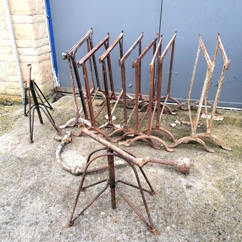 44 - 5 pairs of antique cast iron trestles etc - 77cm long x 73cm high