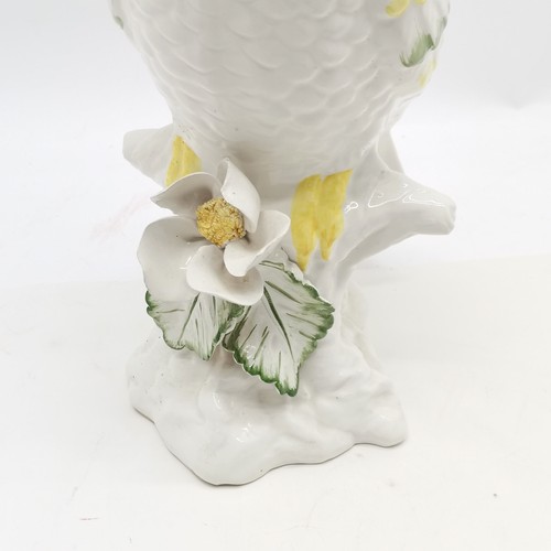 86 - Italian cockatoo / parrot figure - 37.5cm high ~ has a couple of small chips