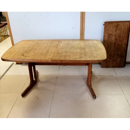 100 - Mid century AM Mobler Denmark teak extending dinning table with 2 extra leaves -  164cm long x 100cm... 