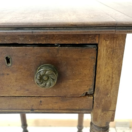 116 - Antique mahogany small dropleaf side table with single drawer to the front - 78cm wide (with side le... 