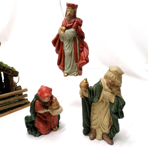 262 - Vintage nativity display with bisque figures and later Mary / Joseph / Jesus - stable 29.5cm high x ... 