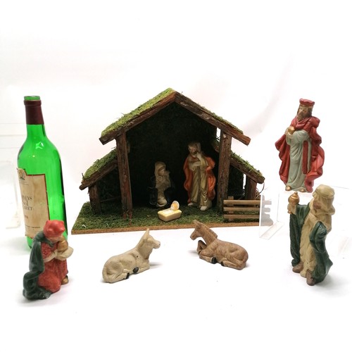 262 - Vintage nativity display with bisque figures and later Mary / Joseph / Jesus - stable 29.5cm high x ... 