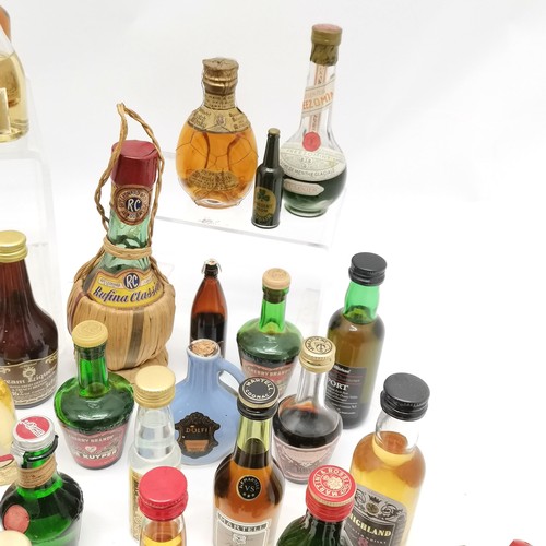 327 - Collection of miniatures  inc Hennessy cognac, Scotch whisky, rum etc