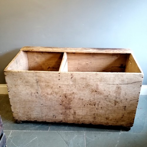 352 - Antique yew wood large animal feed storage box - has old signs of worm and lid is detached - 88cm hi... 