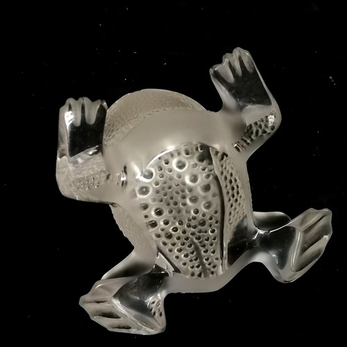 10 - Lalique frosted gregoire toad - 10cm square ~ has damage to 1 eye