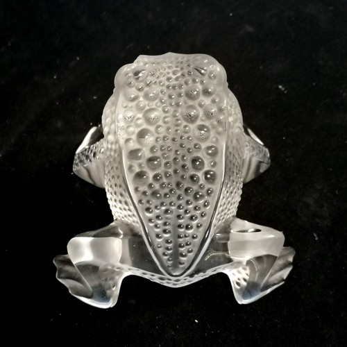 10 - Lalique frosted gregoire toad - 10cm square ~ has damage to 1 eye