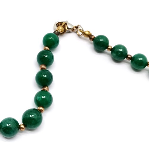 634 - Hardstone green bead necklace - 42cm