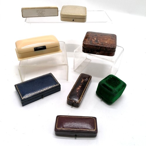 637 - 8 antique jewellery & other boxes including Art Deco plastics Ainsworth brooch box, Nagretti & Zambr... 