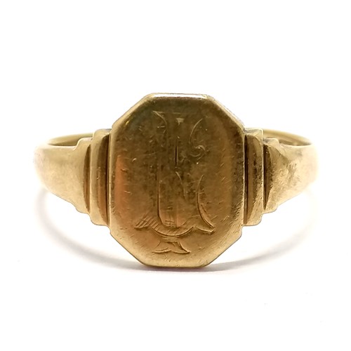 656 - 9ct hallmarked gold signet ring with stepped detail to shoulders - size X & 4.8g - SOLD ON BEHALF OF... 