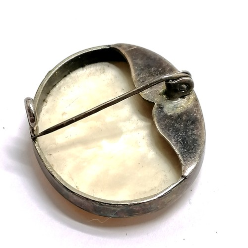 755 - Antique Chinese hand carved mother of pearl unmarked silver brooch - 3cm drop