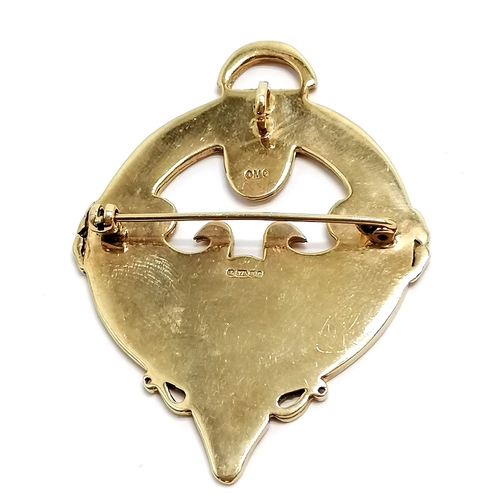 764 - 1977 9ct hallmarked gold Rousay penannular zoomorphic brooch / pendant by Ola M Gorie - 62mm high & ... 