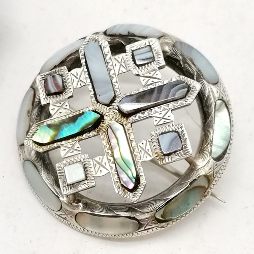 770 - 2 x antique Scottish hardstone brooches - unmarked silver brooch set with paua shell (3.5cm diameter... 